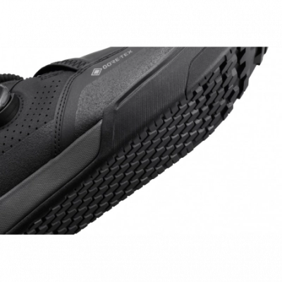 Shimano tretry SHGF800GTX čierne /Vel:45