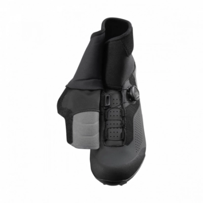 Shimano tretry SHMW702 čierne /Vel:40