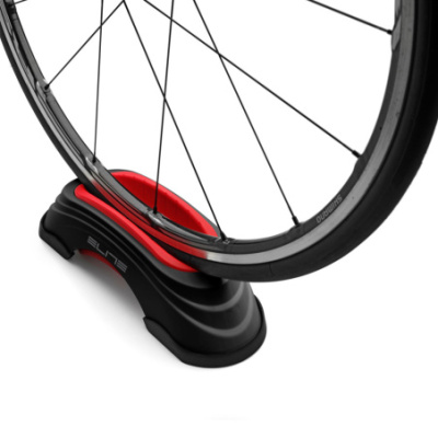 Elite opora predného kolesa SU-STA k trenažéru čierno/červená nastaviteľná